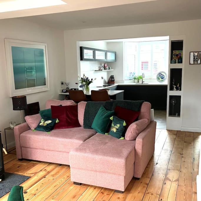Our Beautifully Renovated Home Chichester Eksteriør bilde