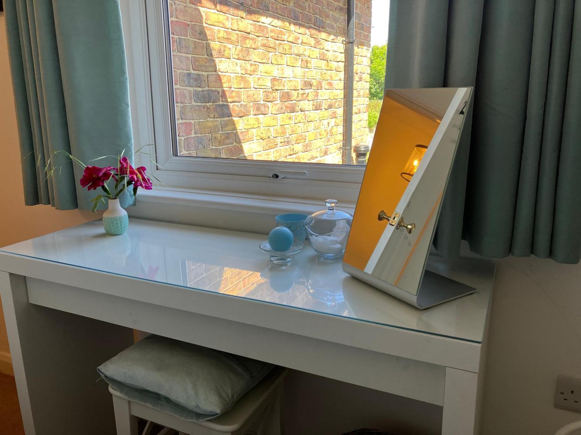 Our Beautifully Renovated Home Chichester Eksteriør bilde